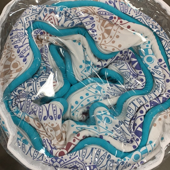 novafoam Roll-Out Memory Foam Lounger, Reversible - Picture 5 of 16